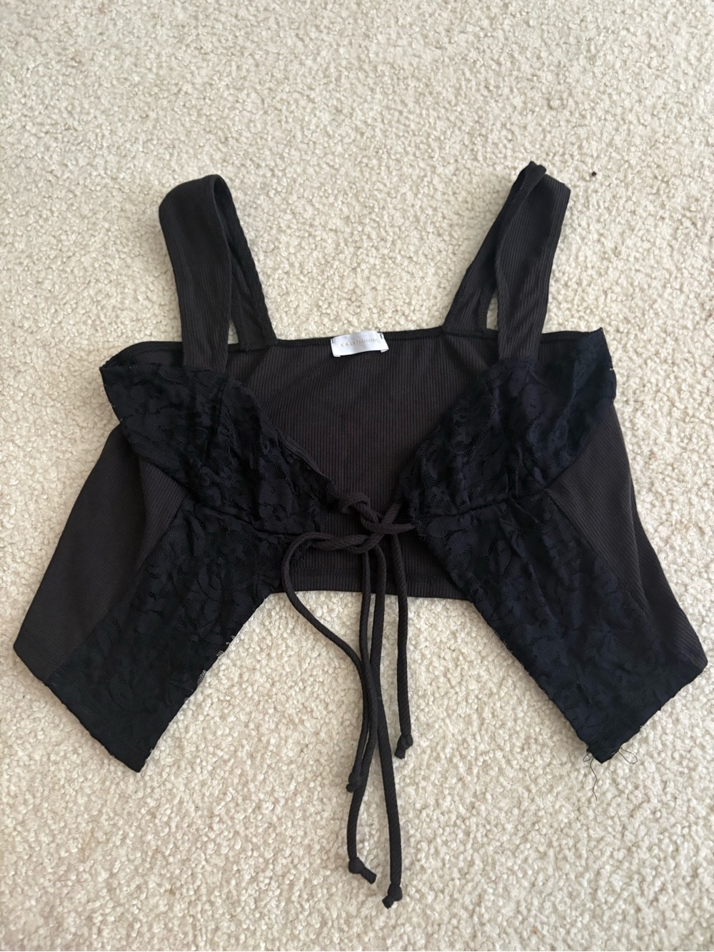 Black Lace-Trim Ribbed Crop Top - Women